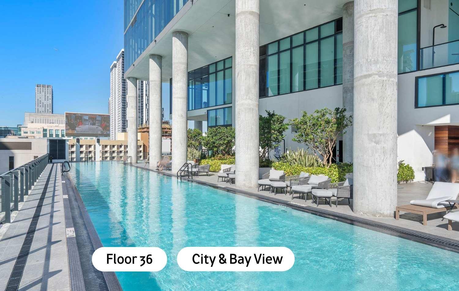 Mvr Wake Up In The Heart Of Apartment *